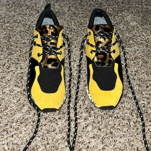 Steve Madden women’s cliff sneaker size 9m